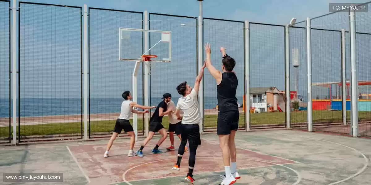 📱【指尖掌控】一键切换赛场，精彩永不缺席！